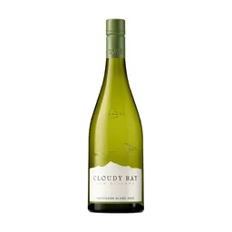 Cloudy Bay Sauvignon Blanc New Zealand White Wine bottle