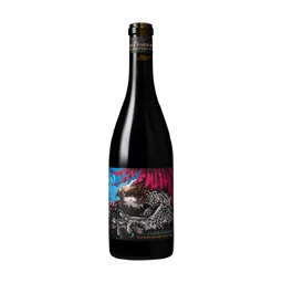 Juggernaut Russian River Pinot Noir Red Wine bottle