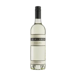 Shaw + Smith Sauvignon Blanc bottle