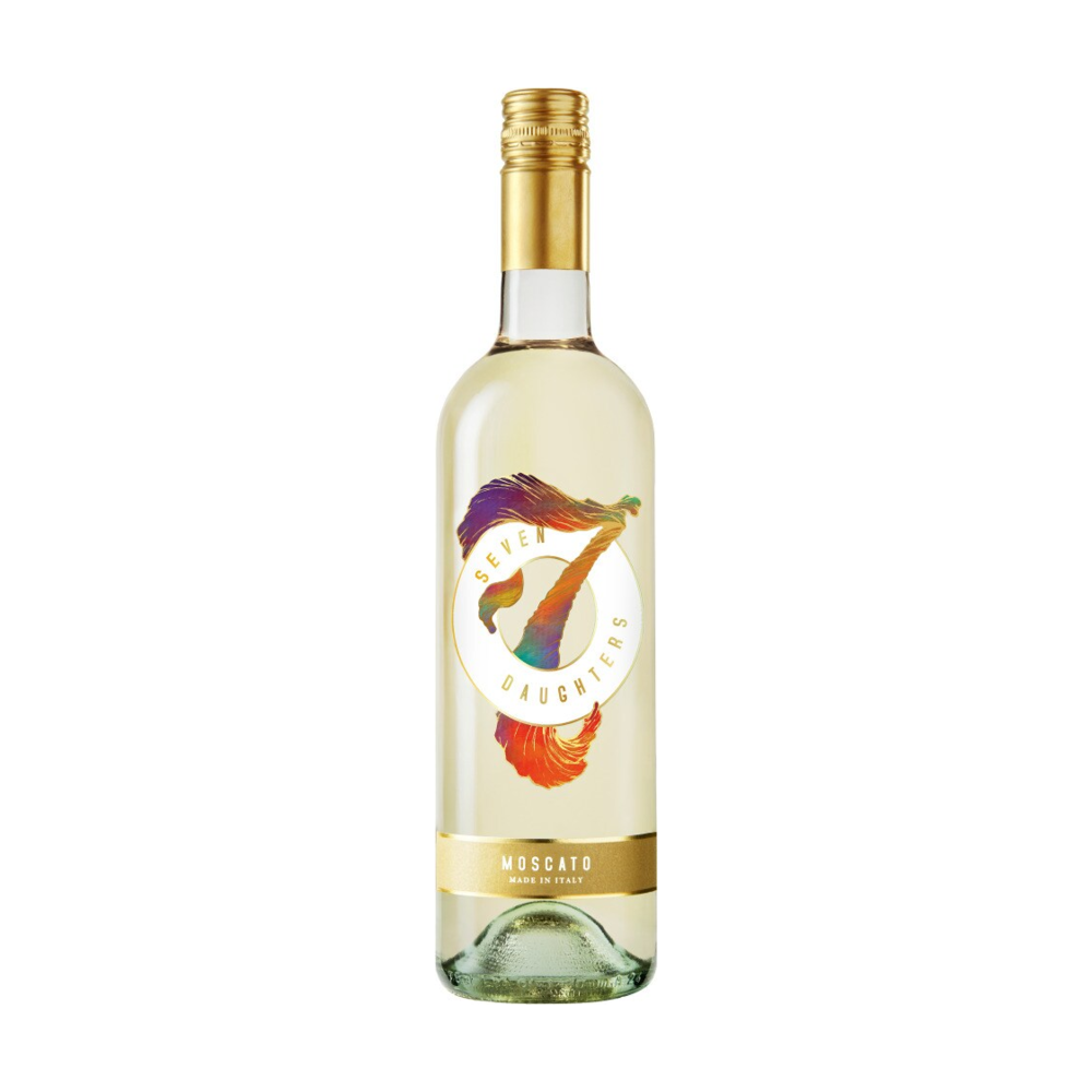 Seven Daughters Moscato Italy White Wine bottle
